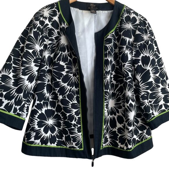 Trena by Theresa Rena Women Top 1X Black White Floral Structured Career Office - Picture 4 of 10